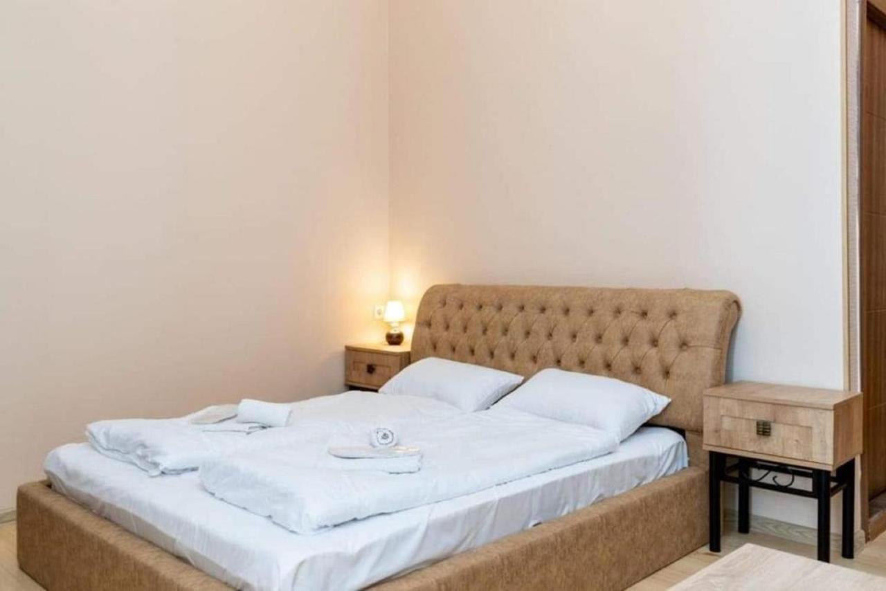 Crypto Hotel ティビリシ エクステリア 写真